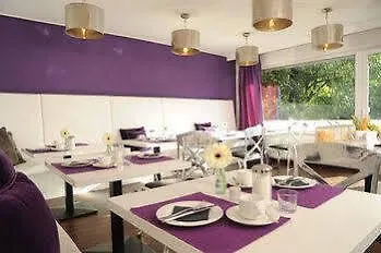 Отель Mathildenhoehe -